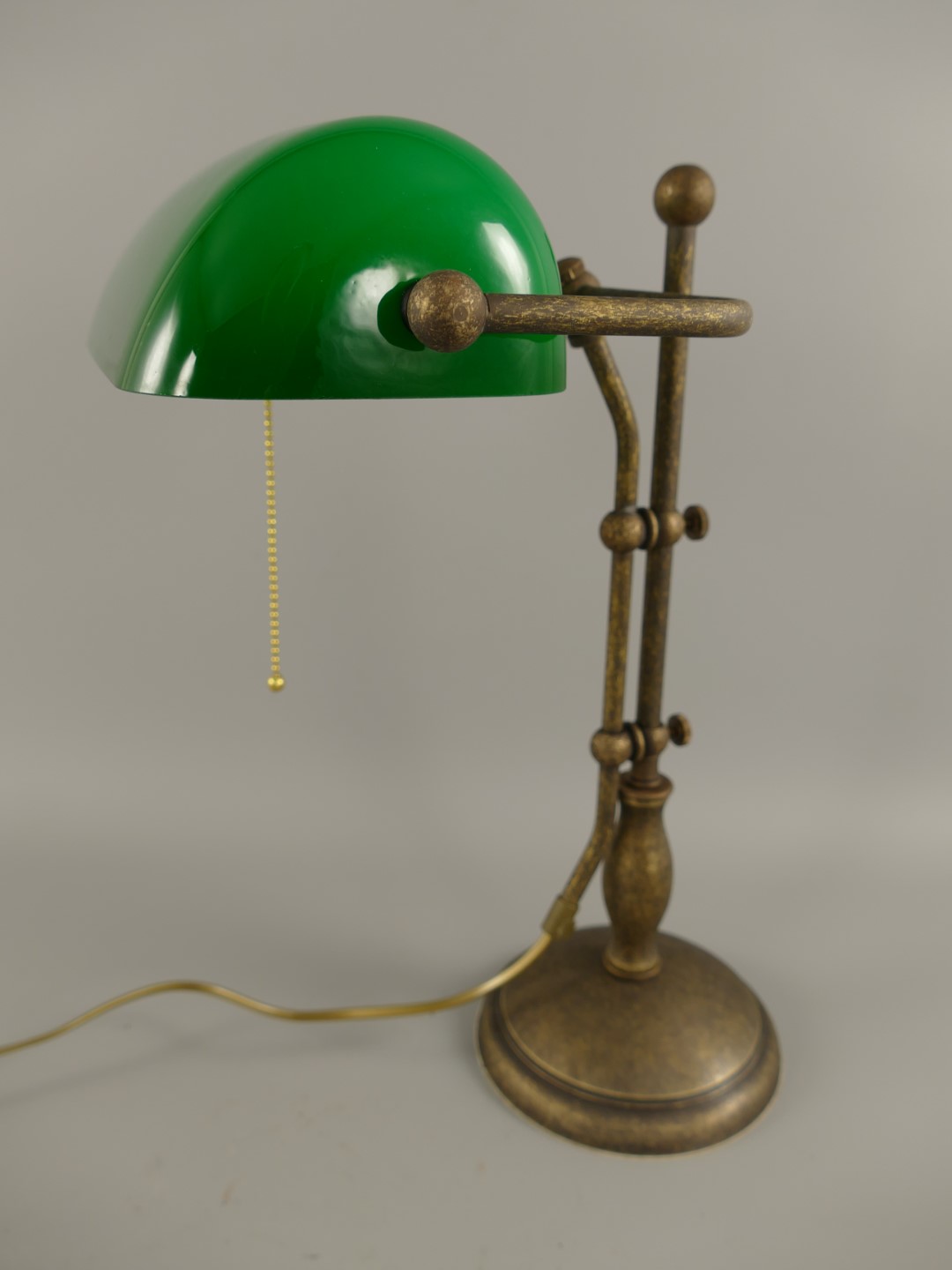 *ANG. Bankerslampe Messing brün. Glas grün H.45cm