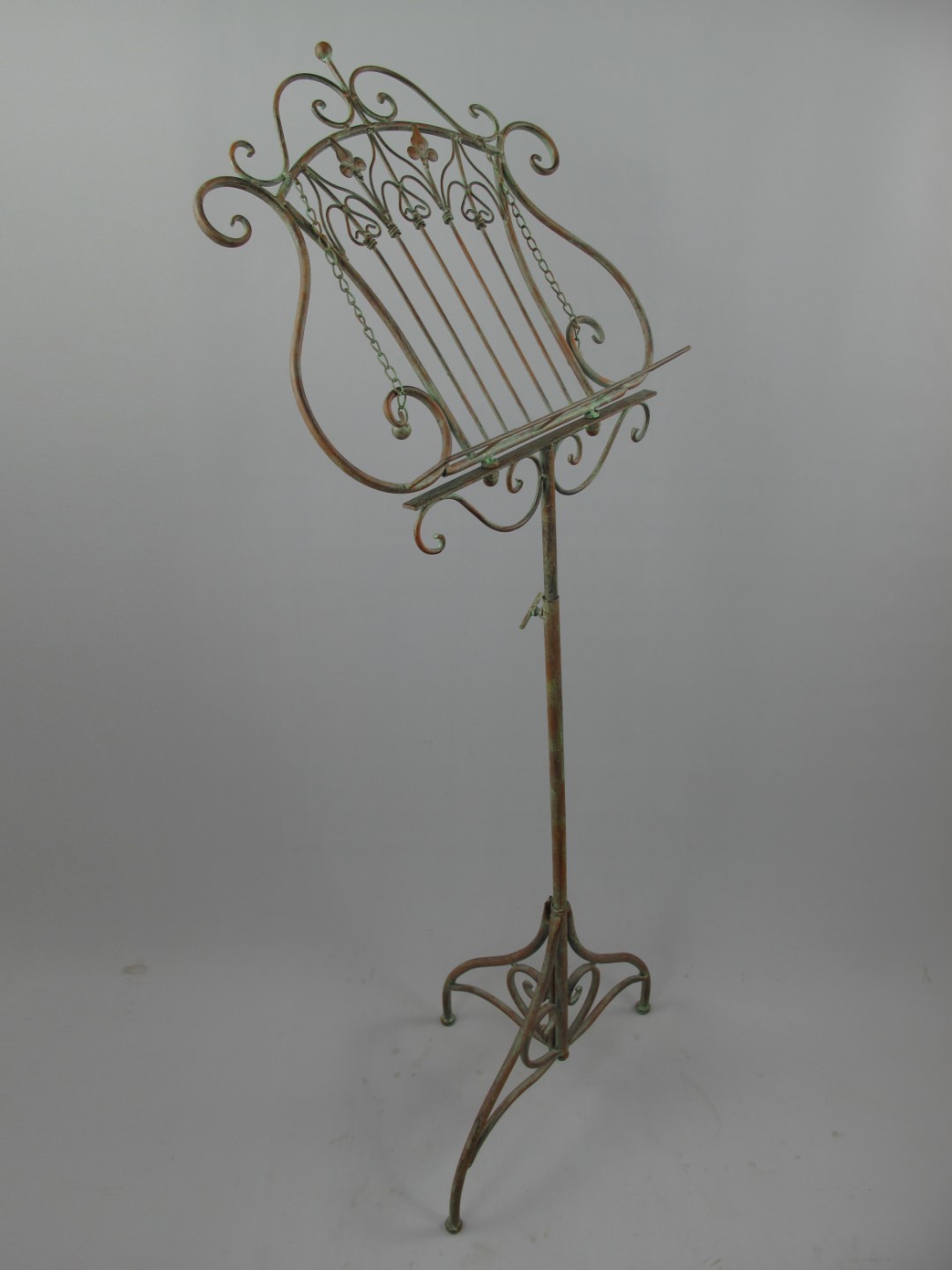 Menu/Notenständer Eisen rustikal farbig H.125cm