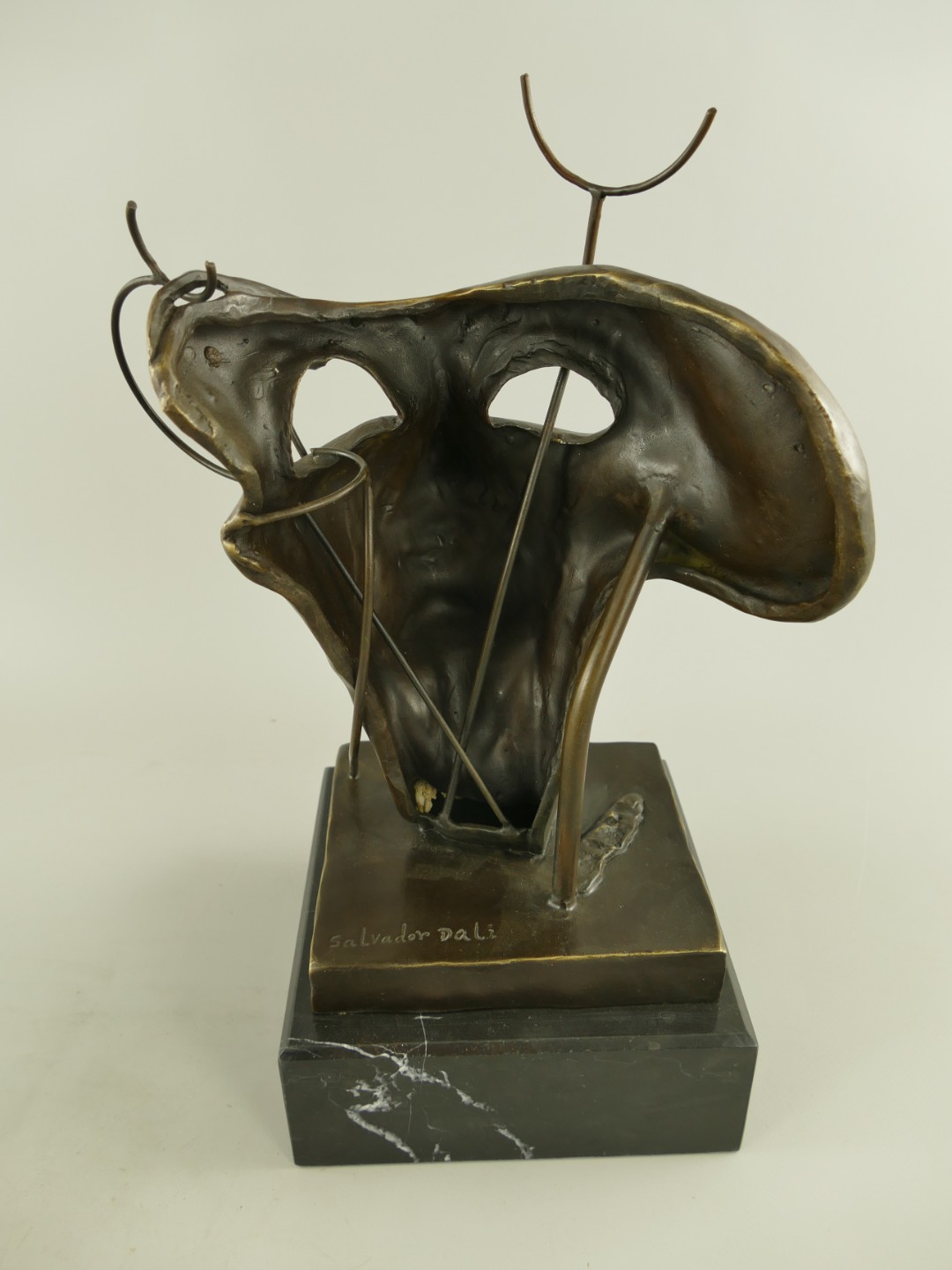 Figur Bronze Salvador Dalí Stil Maske H.40cm