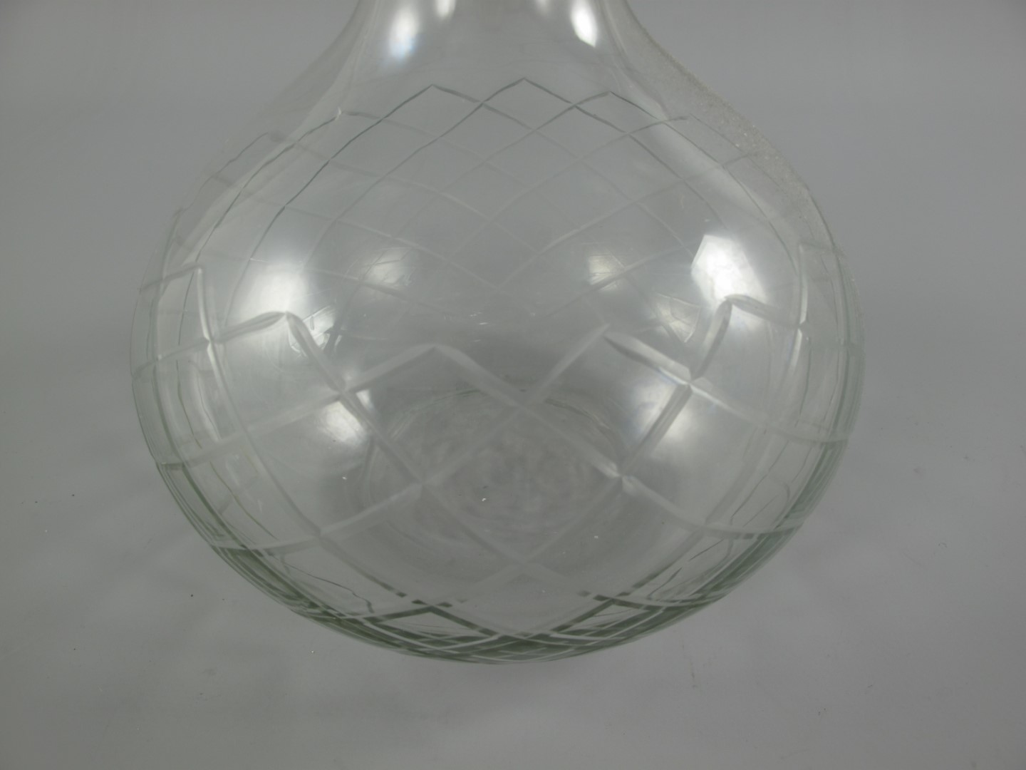 RAUS*PREIS Karaffe vernick. Glas geschliff. H.27cm