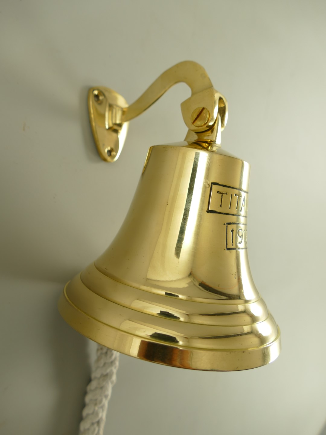 Glocke mit Haken Messing(IND) TITANIC H.15-D.12cm