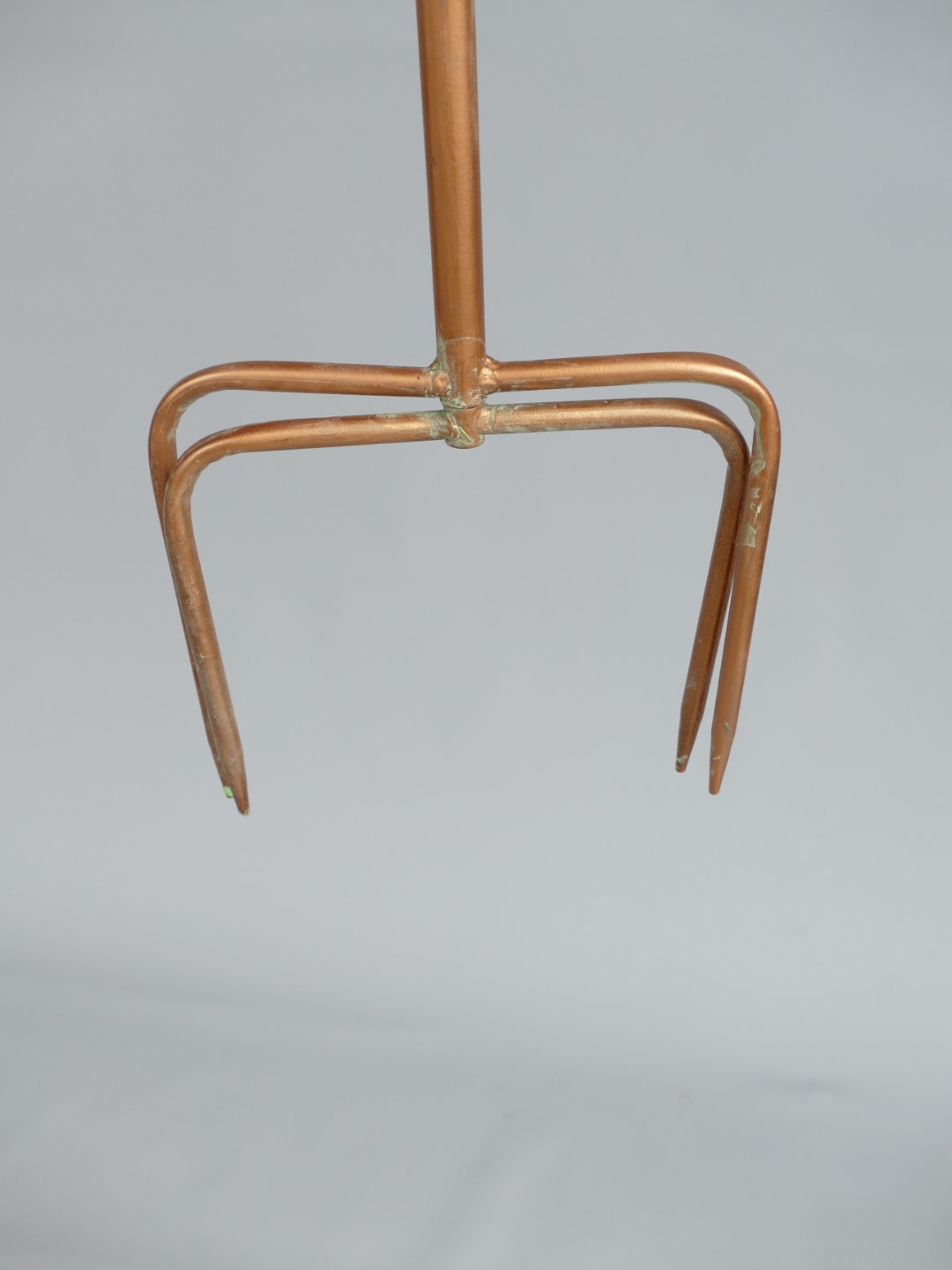 *ANG./SEPT. Vogelhaus Eule Kupfer farbig H.158cm