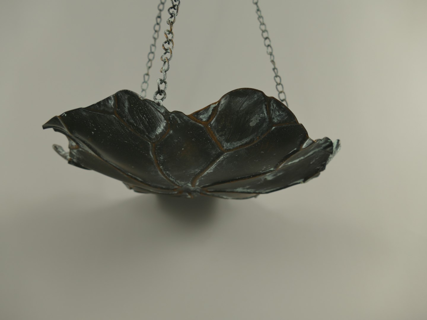 Vogeltränke/Fütterungsplatz Grau/Schwarz H.80cm