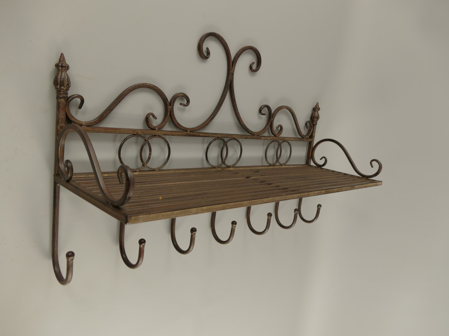Wandhaken/ablage Eisen RÖSTIG  farb. L.65x32cm