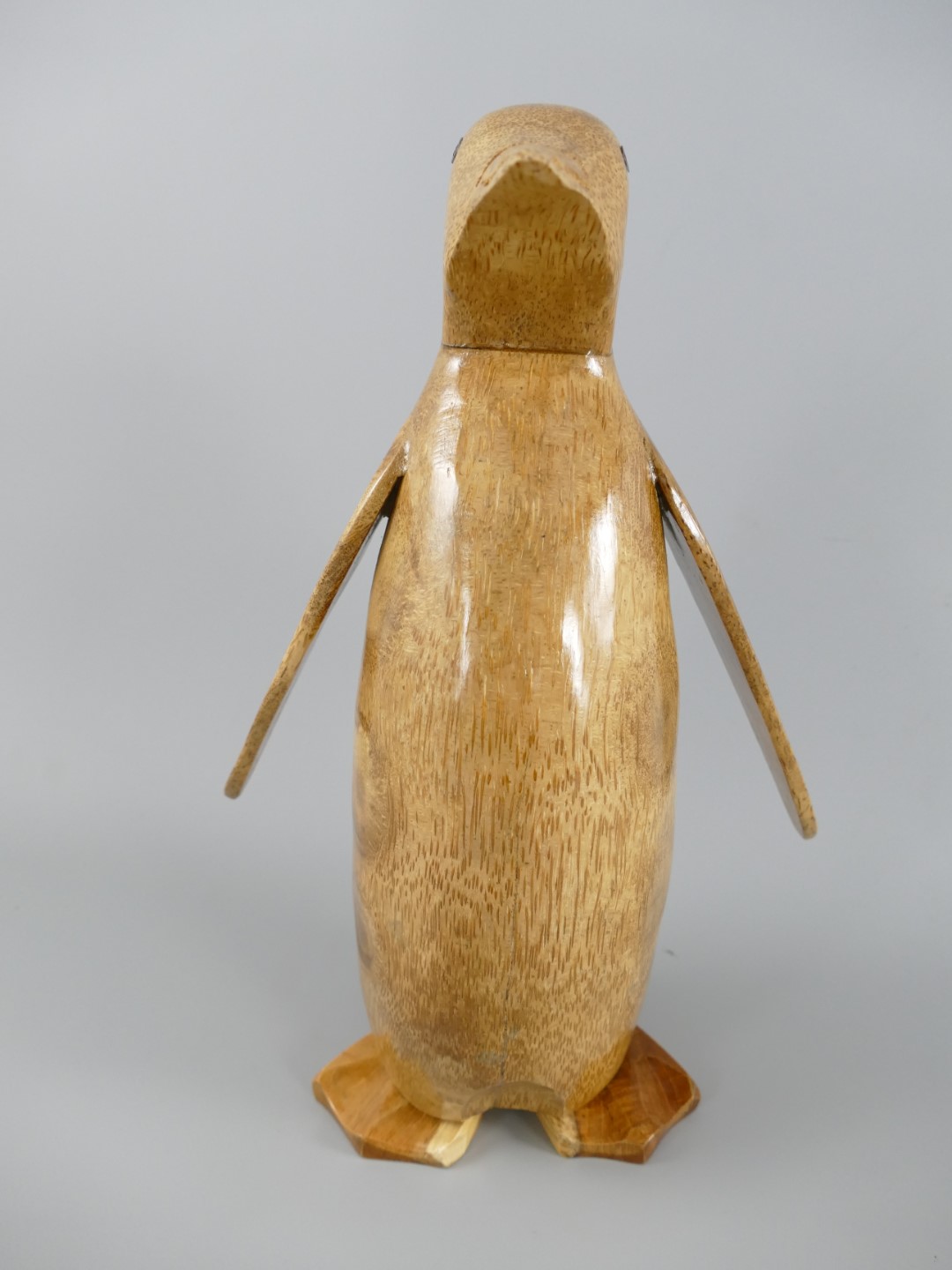 *NT Pinguine Teak H.32x21cm