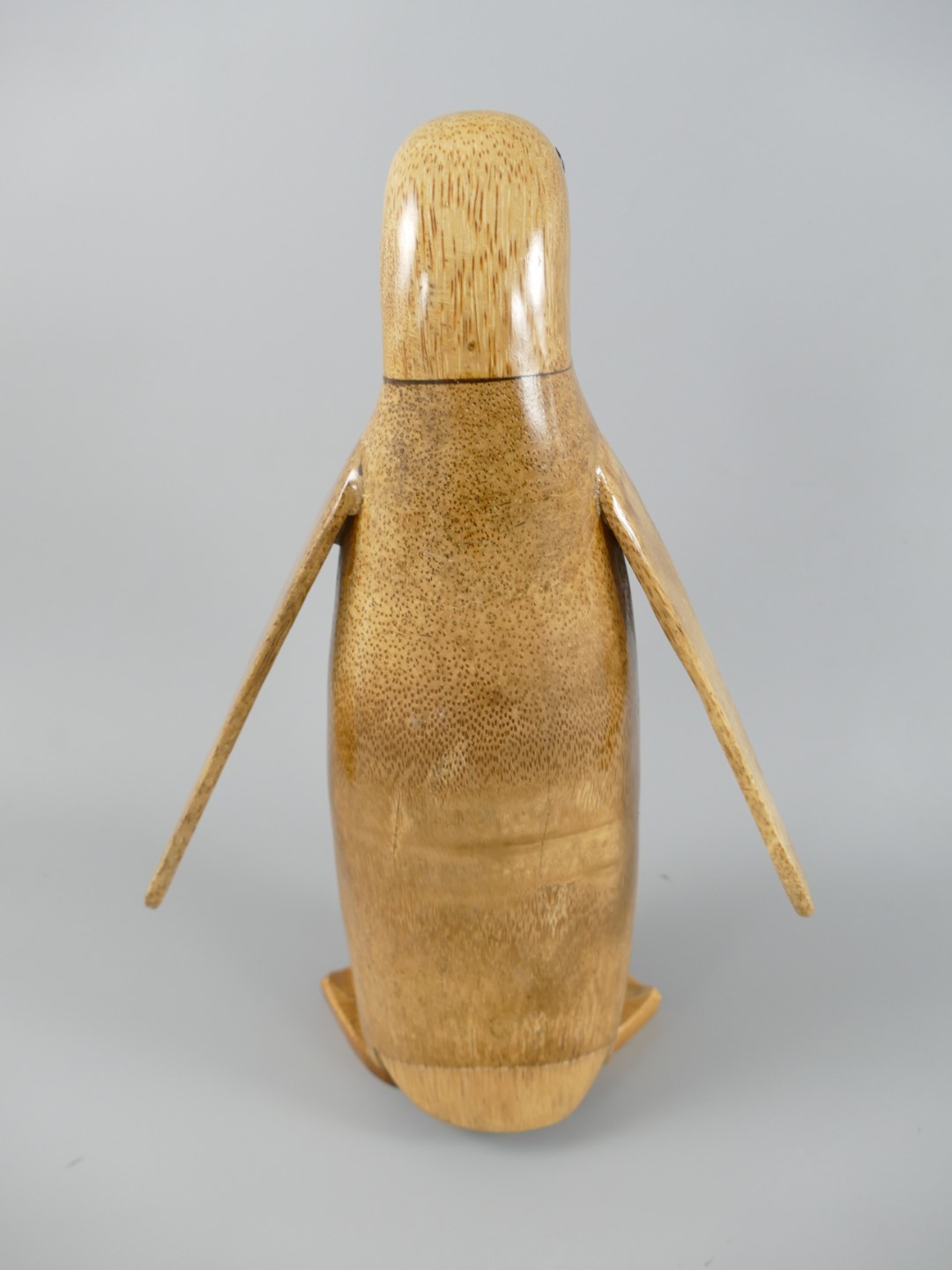 *NT Pinguine Teak H.32x21cm