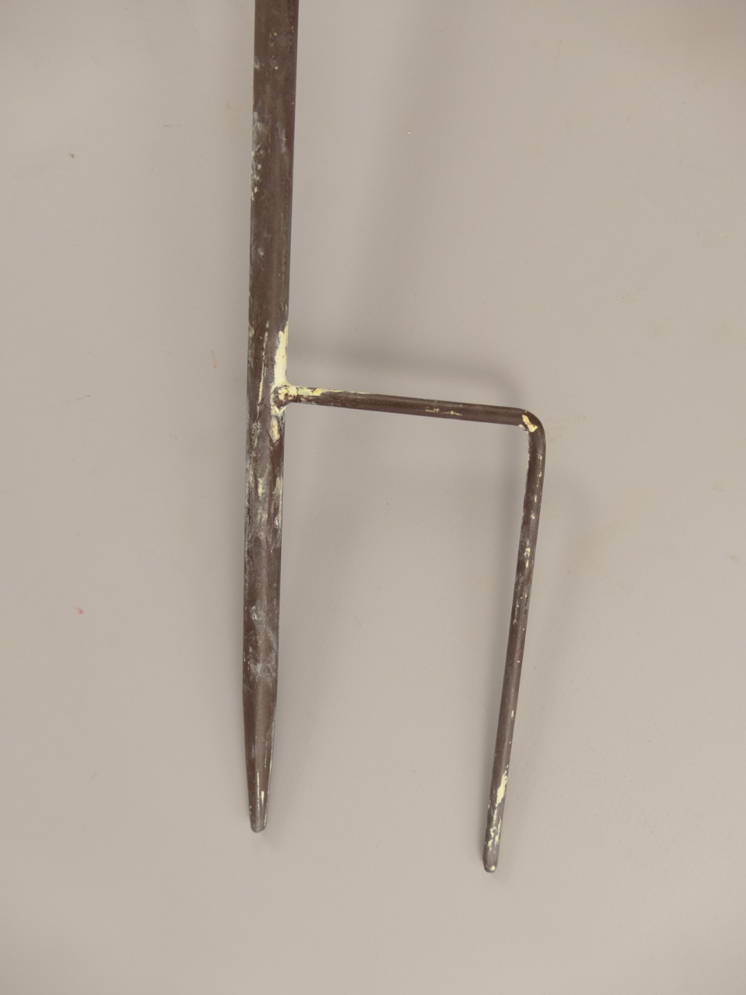 Vogeltränke/Fütterungsplatz Grün farbig H.105cm