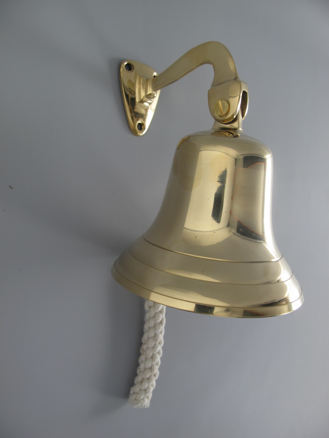 *ANG. Glocke+Haken Messing(IND) GLATT! H.25-D.18cm