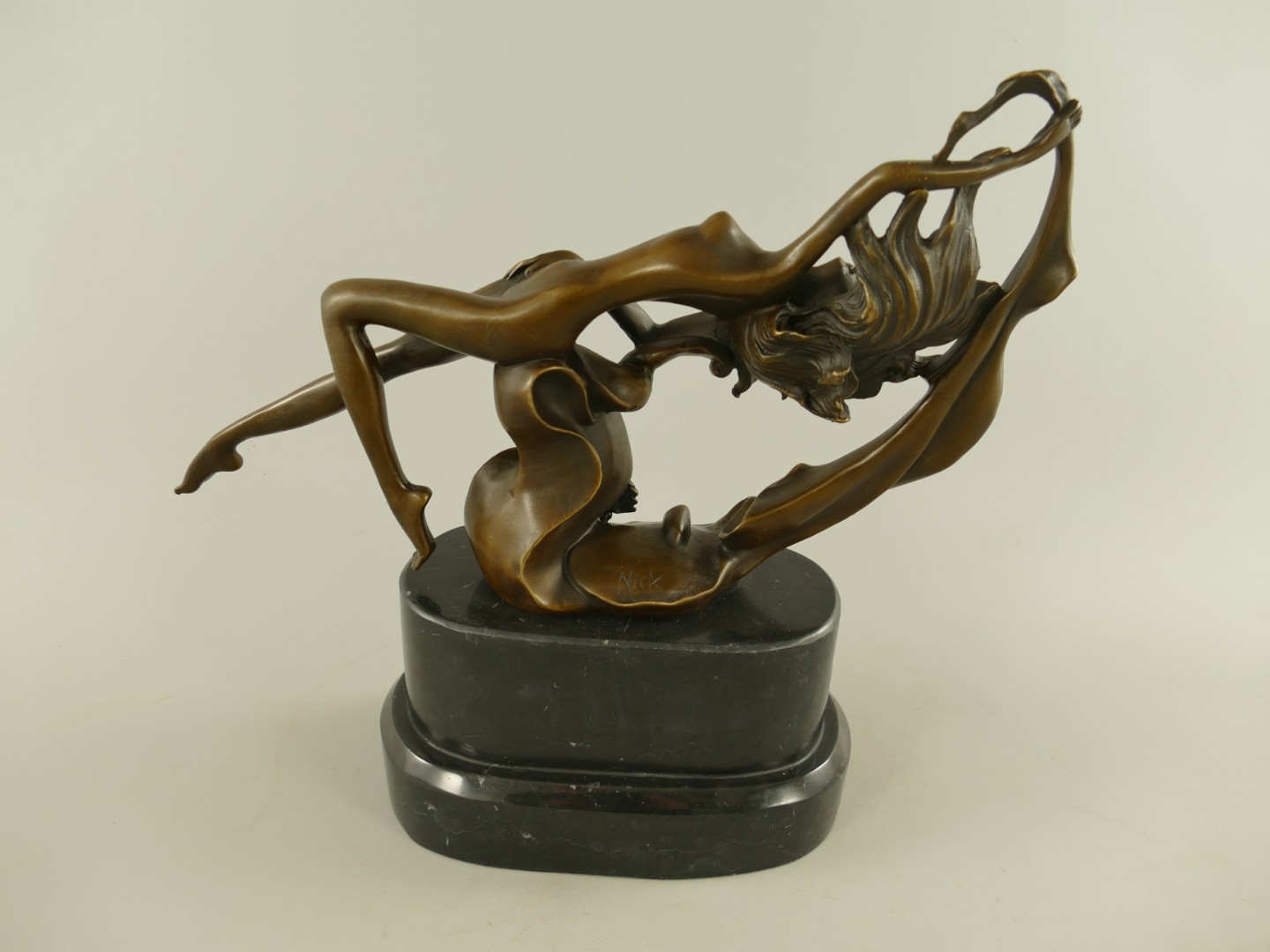 Figur Bronze weiblicher Akt L.38x34x13cm