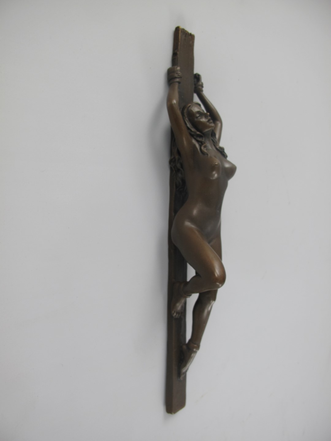 Figur Bronze Liegende Frau H.28x6cm