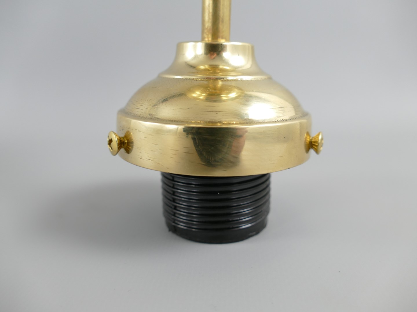 Deckenhalter(E27)Messing o.Schirm Gh.6!!GUß-H.15cm