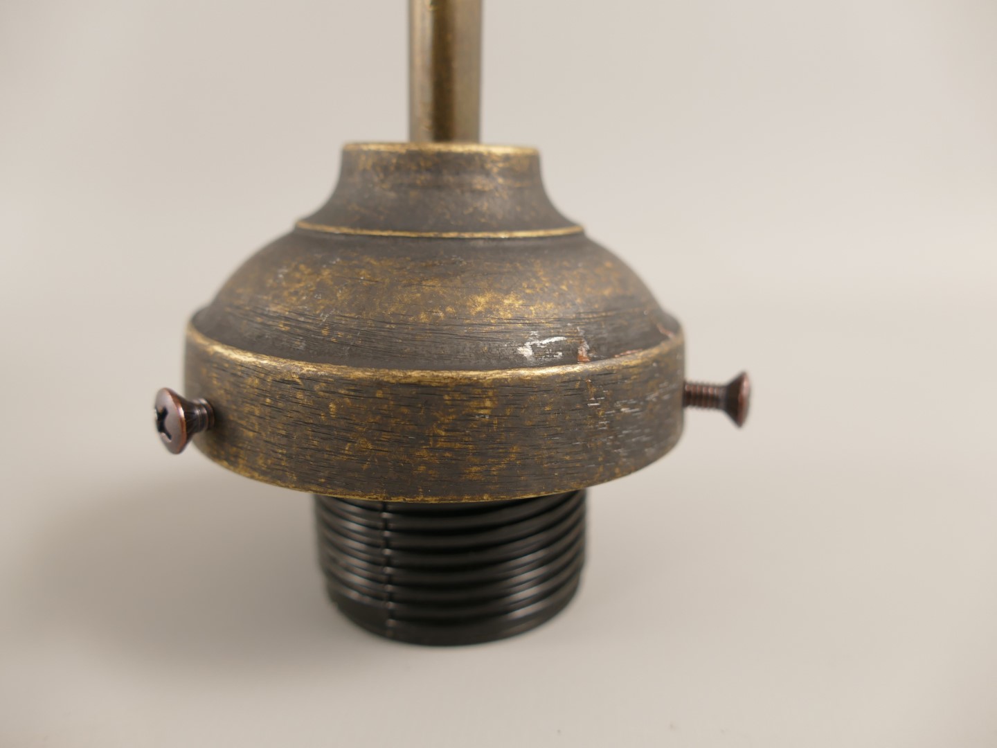 Deckenhalter(E27)Messing o.Schirm Gh.6!!GUß-H.14cm