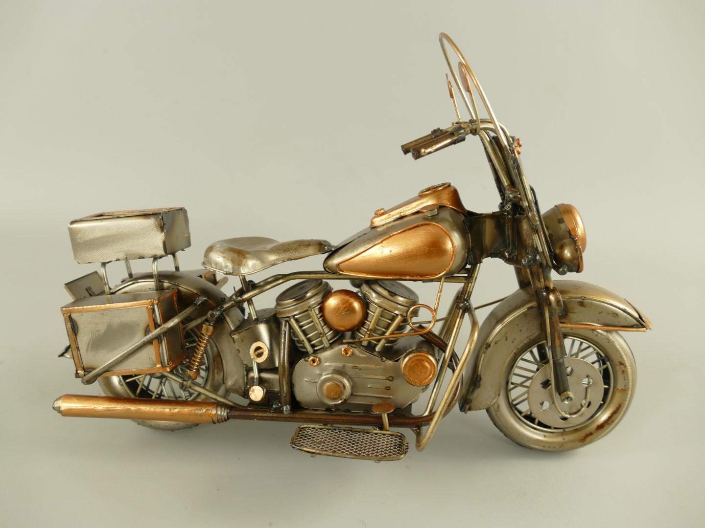 Motor Antik Eisen metallic farbig L.35x24cm