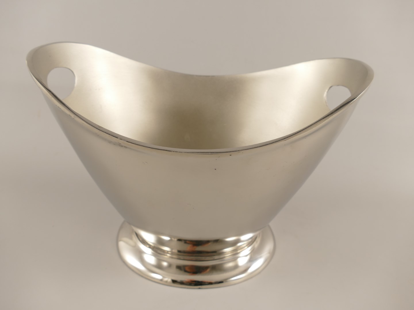 Weinkühler Sektkühler Alu Antik vernick. H.26x36cm