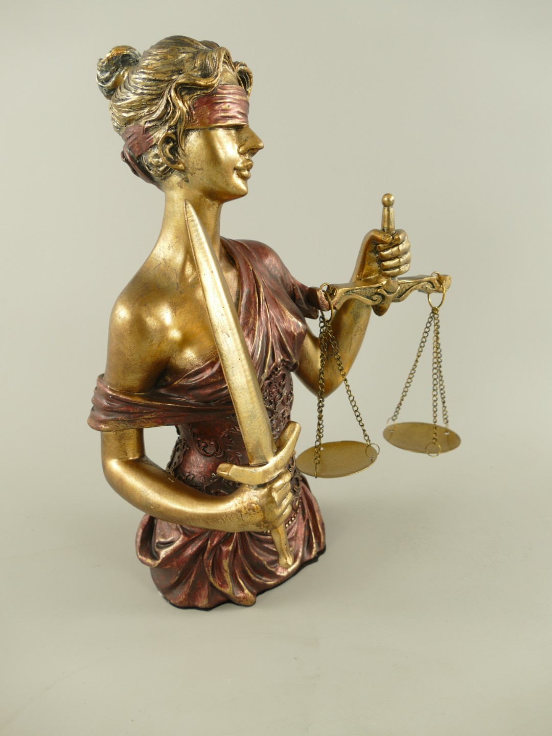 Justitia Polystein farbe H.33x22x12cm