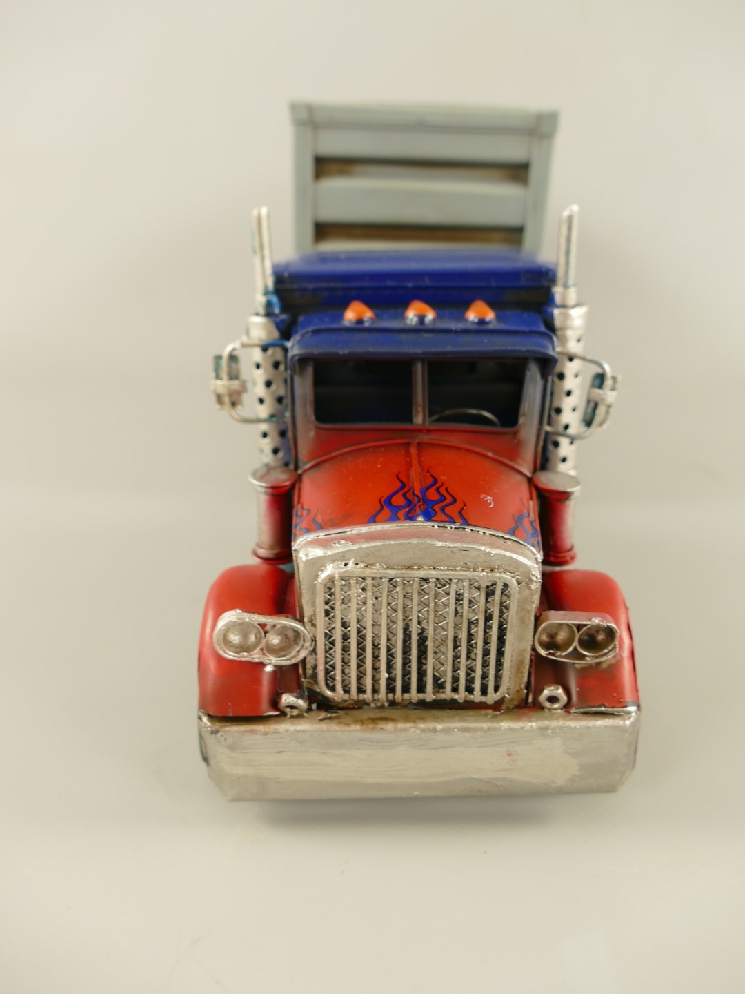 *ANG. Truck mit Container Antik Eisen L.48cm