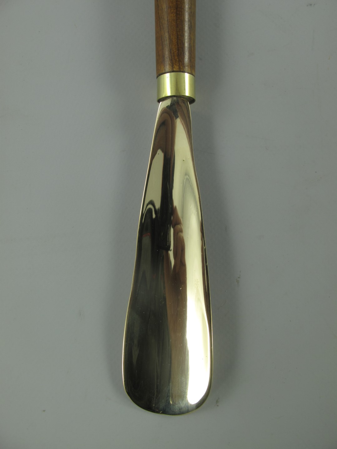 Schuhanzieher Messing griff braun L.48x10cm