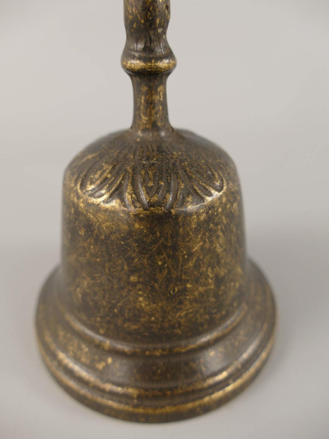 Tischglocke Messing brüniert Krone H.20cm(IT)