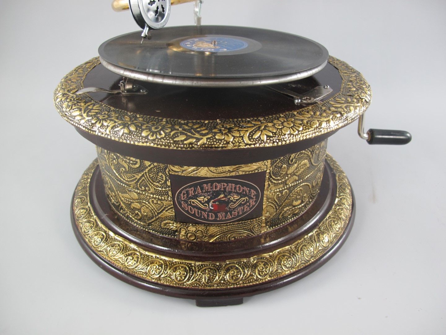 Grammophon GRAVUUR Mes./Holz rund(Deko) H.66cm