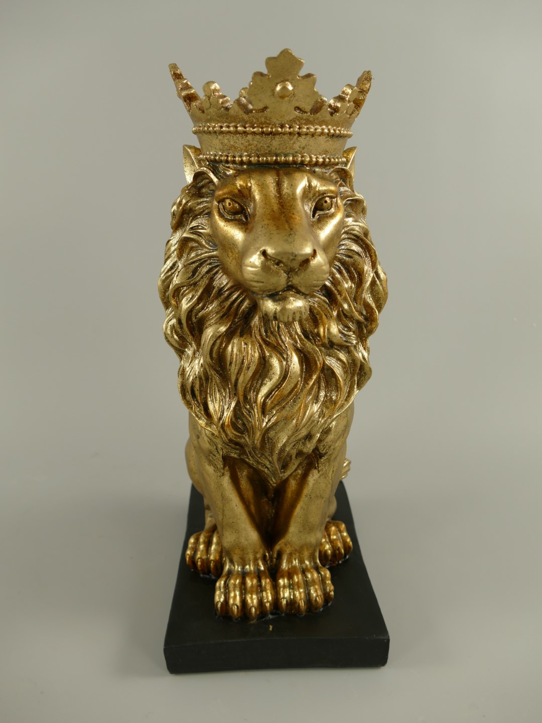 Löwe Polystein Gold Schwarz farbig H.35x14cm
