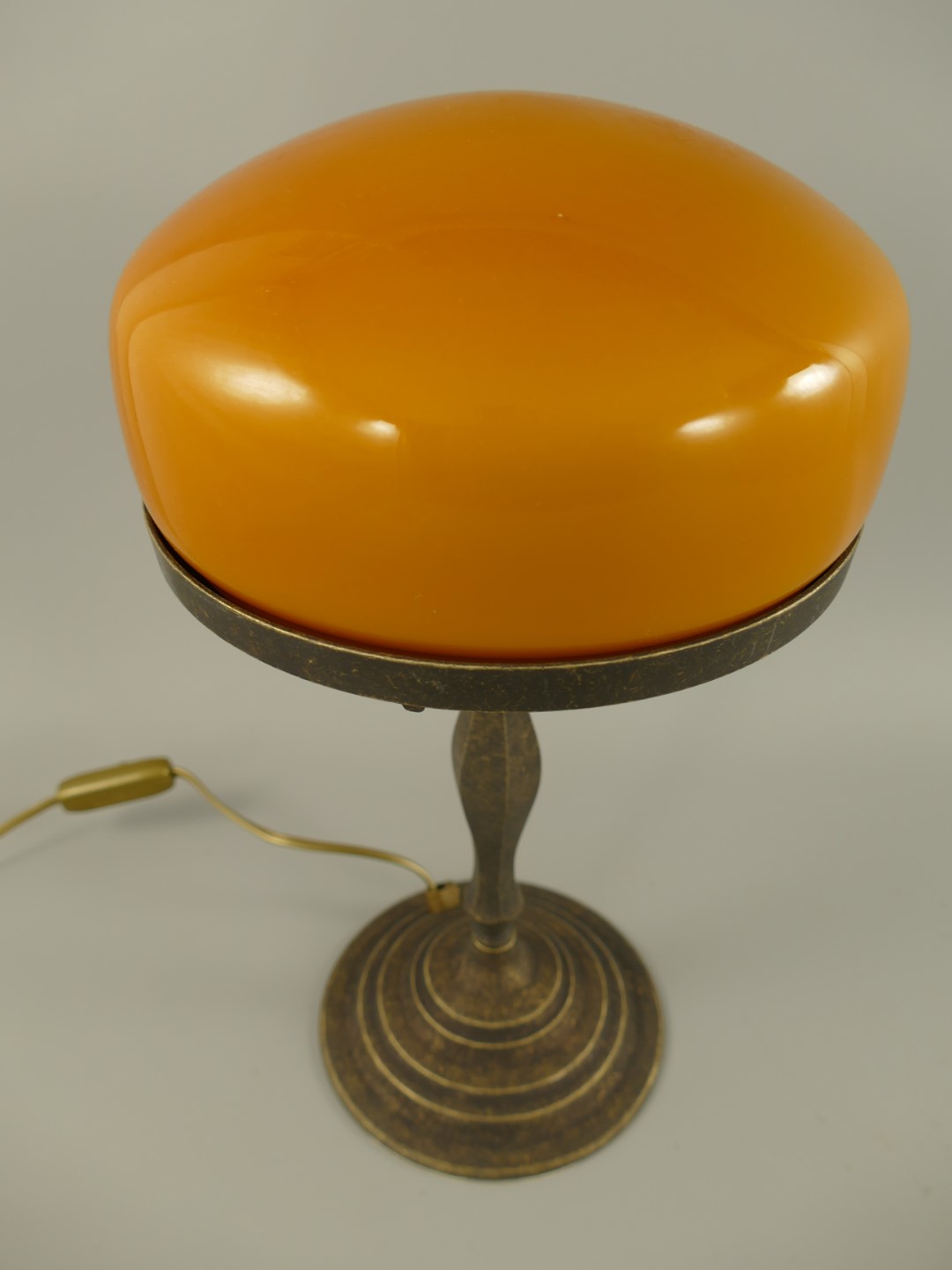 Pilzlampe Messing brün.(Glas farb. Cognac)H.37cm