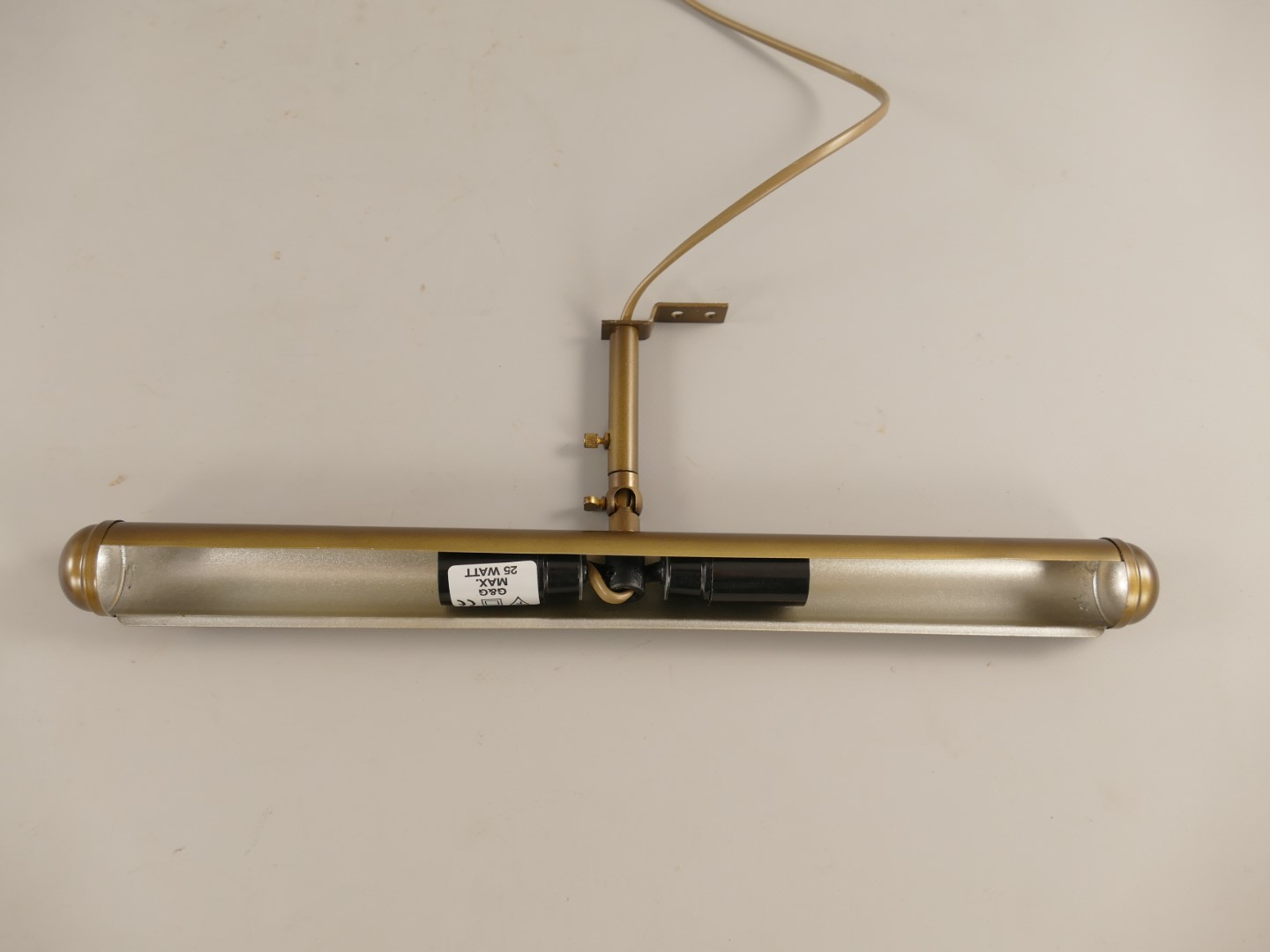 *ANG. Bilderlampe Messing brüniert 2-Fas. B.43cm