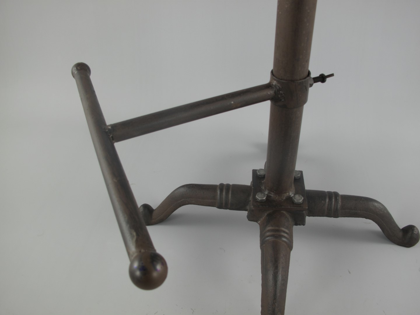 Barstühl Gußeisen rustikal braun H.75x47cm