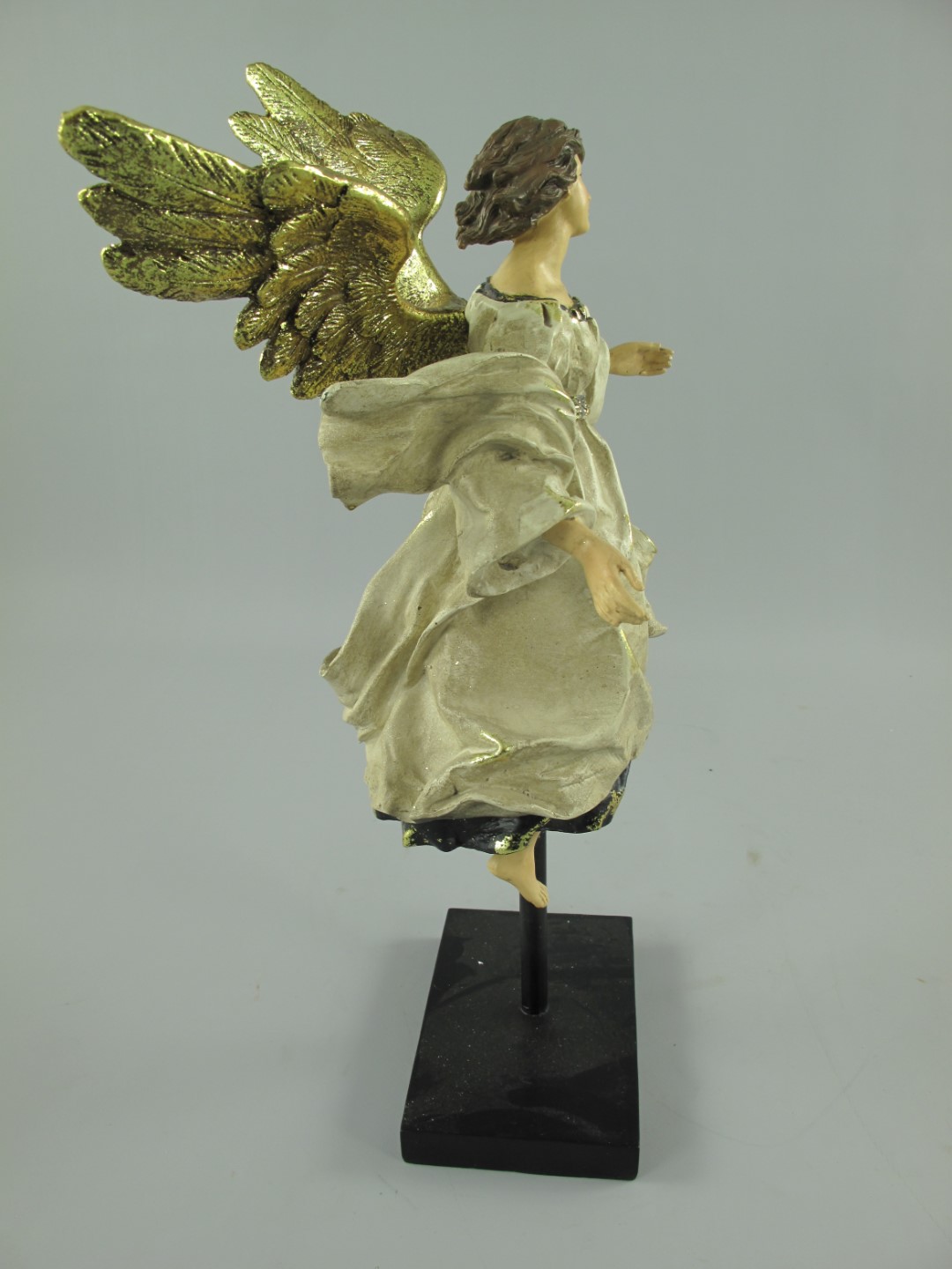 Engel Polystein gold farbig H.42x32cm