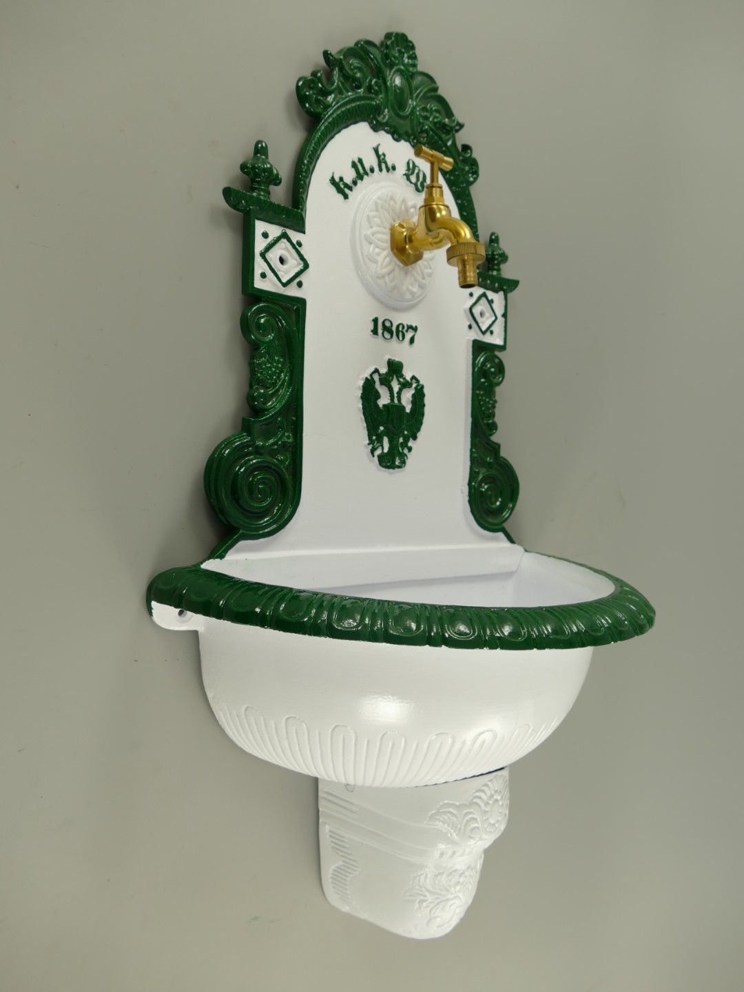 Wandbrunnen 1867 Alu Guß weiß/grün H.72cm