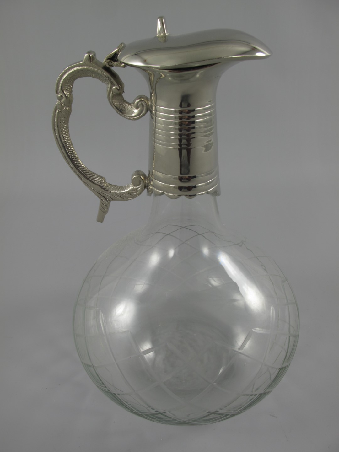 RAUS*PREIS Karaffe vernick. Glas geschliff. H.27cm