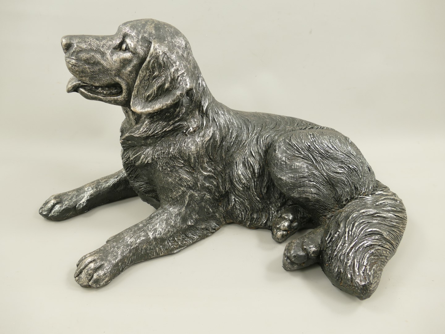 *ANG. (*)Hund Kunststein(MGO) Grau farbig L.67cm