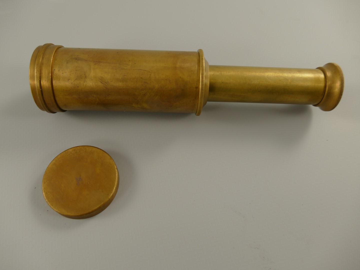 Nautikset Messing brüniert Holzdose L.17cm