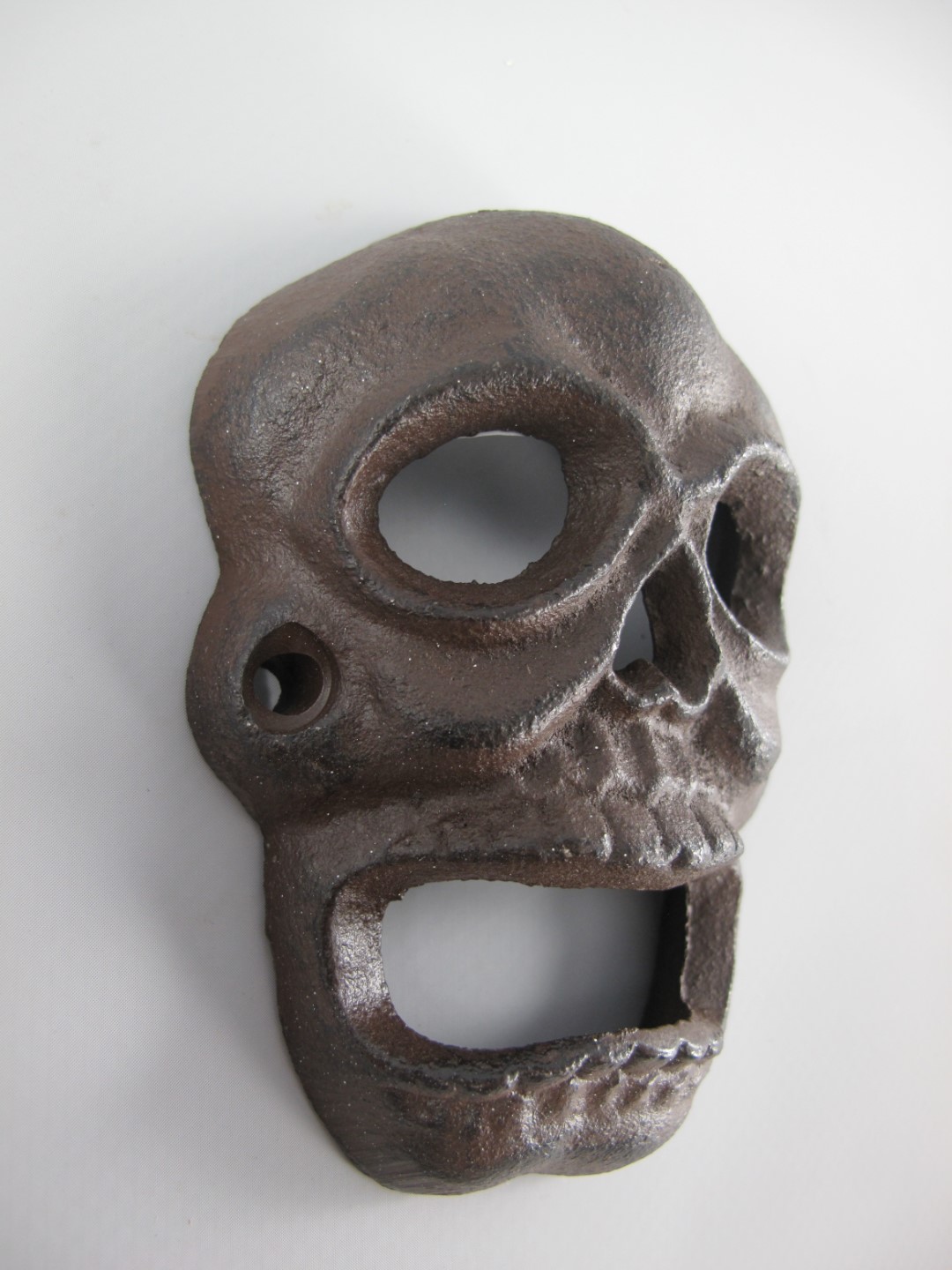 Totenkopf OFFNER Eisen rustikal braun H.11x8x3cm