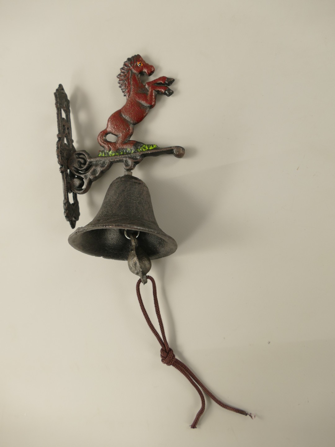 Wandglocke Pferd Gußeisen H.15x13cm