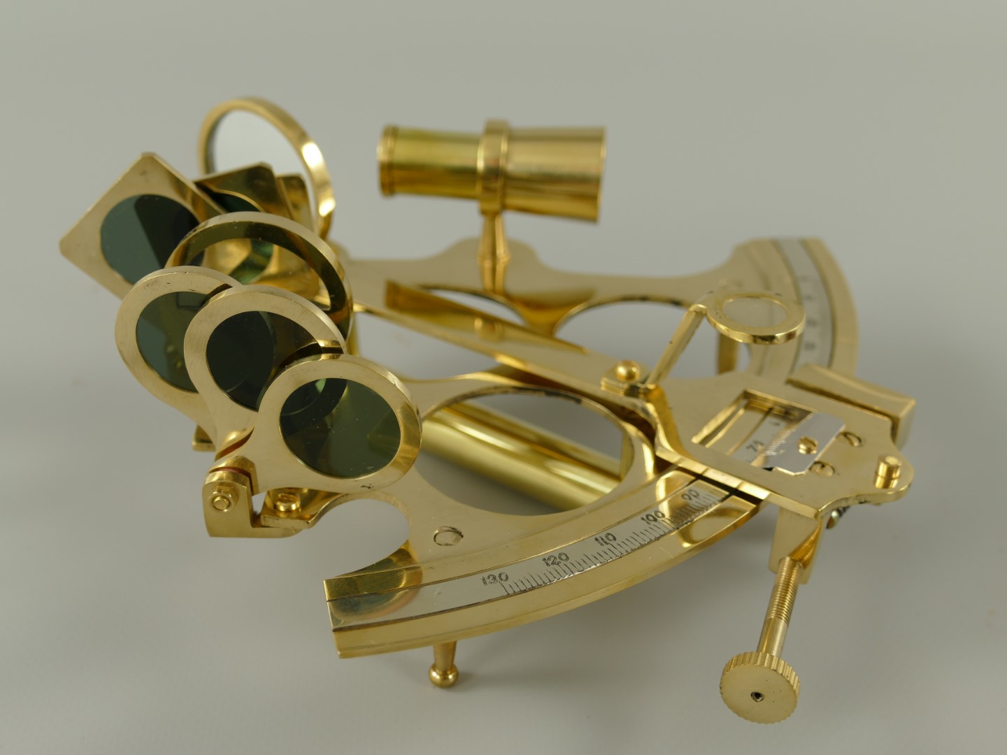 Messing Sextant 6'' im Holzbox H.10x20x20cm