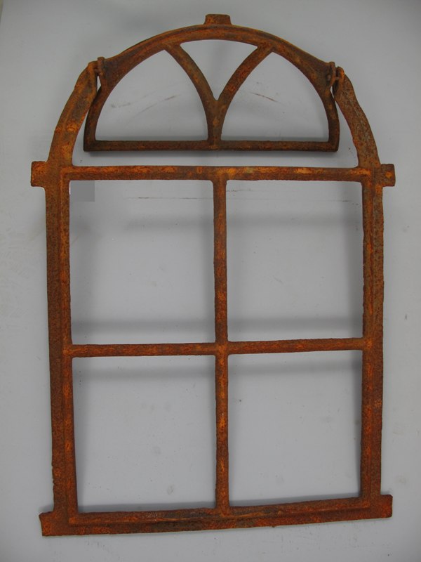 Fenster mit klape Gußeisen rostig H.75x50cm