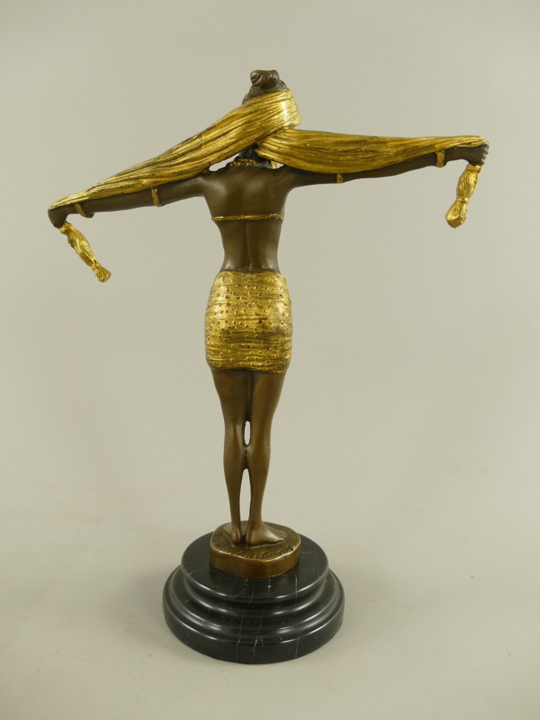 Figur Bronze Tänzerin mit gold farbe H.28x22x10cm