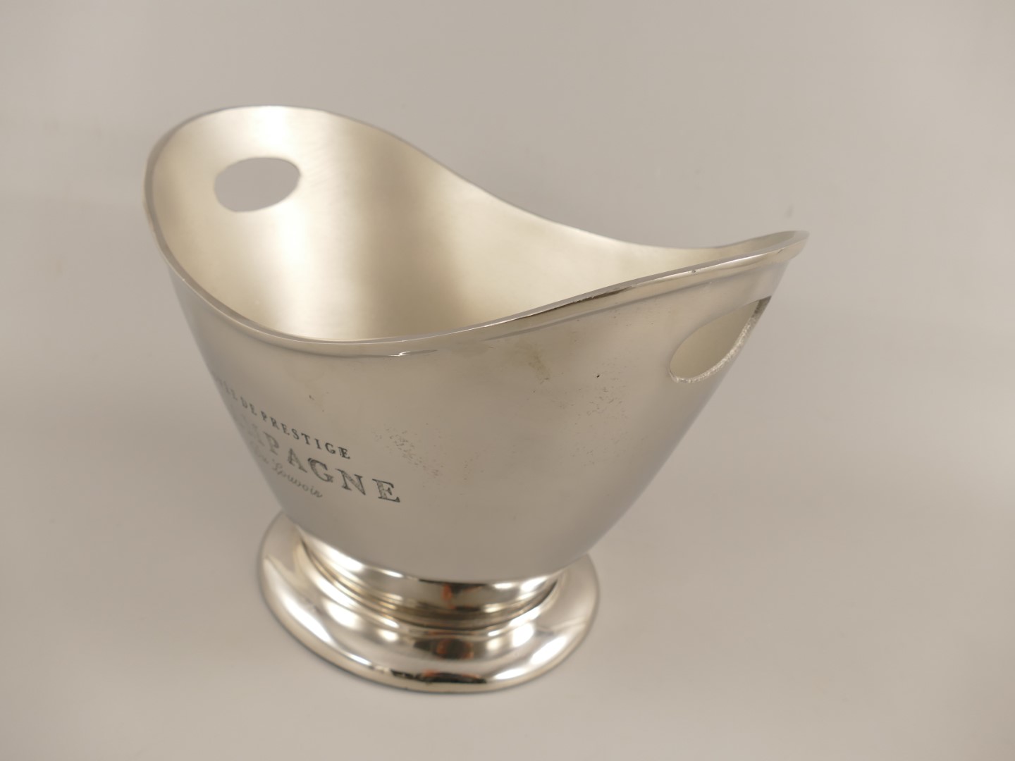 Weinkühler Sektkühler Alu Antik vernick. H.26x36cm