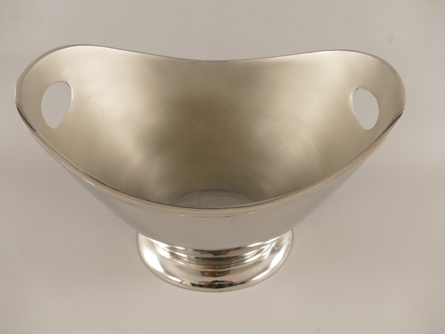 Weinkühler Sektkühler Alu Antik vernick. H.26x36cm