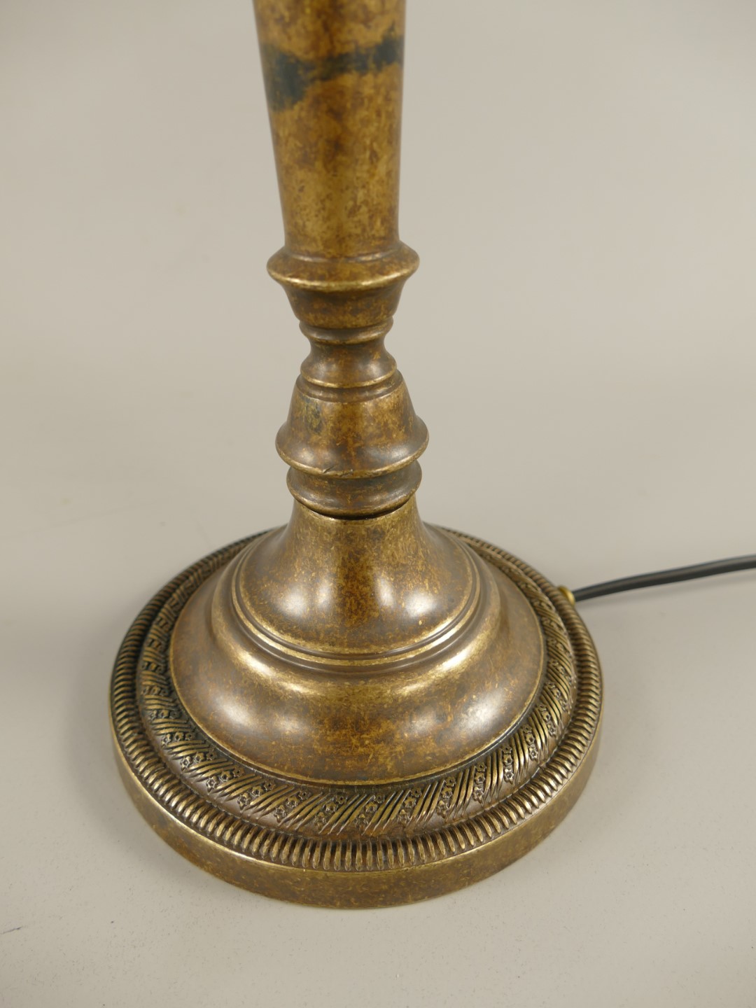 Pilzlampe FUSS!! Messing brüniert(o.GLAS) H.32cm