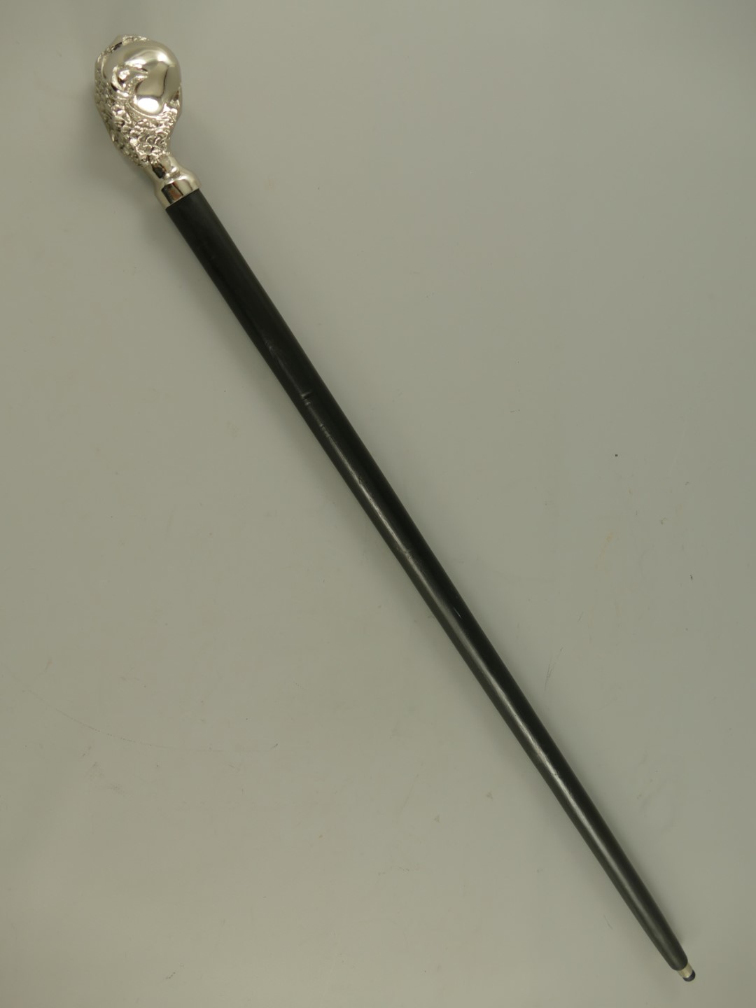 Spazierstock Klaue mit Ei Holz/vernickelt L.94cm