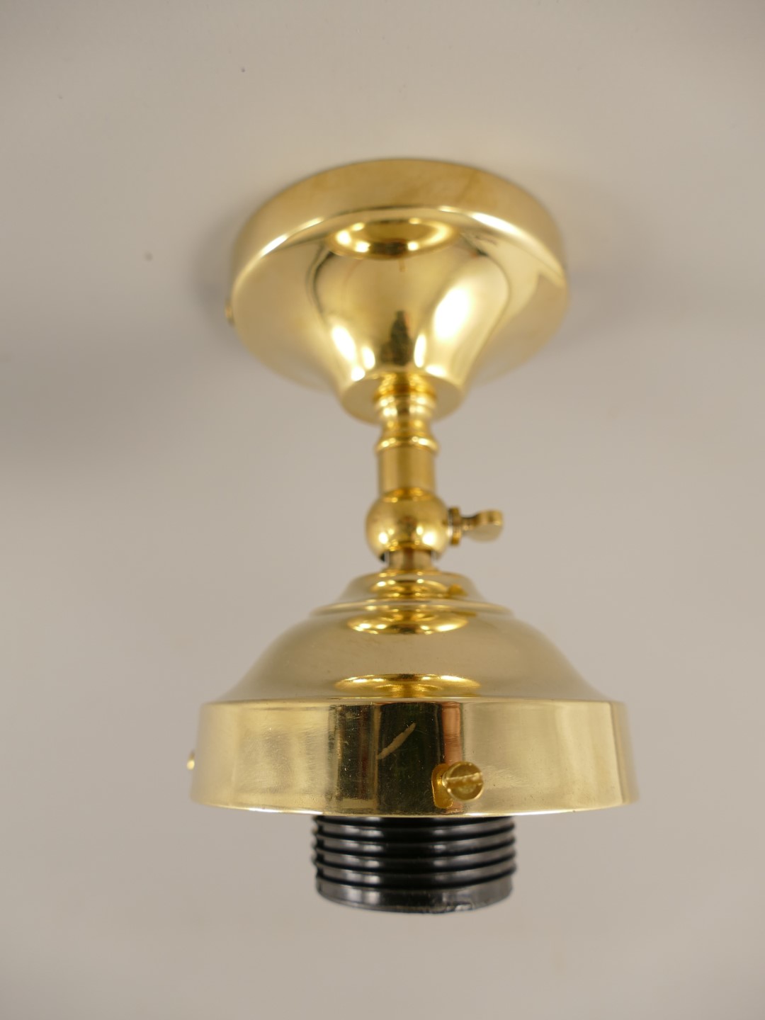 Deckenhalter E27 Messing o. Schirm Gh.8*GUS-H.14cm