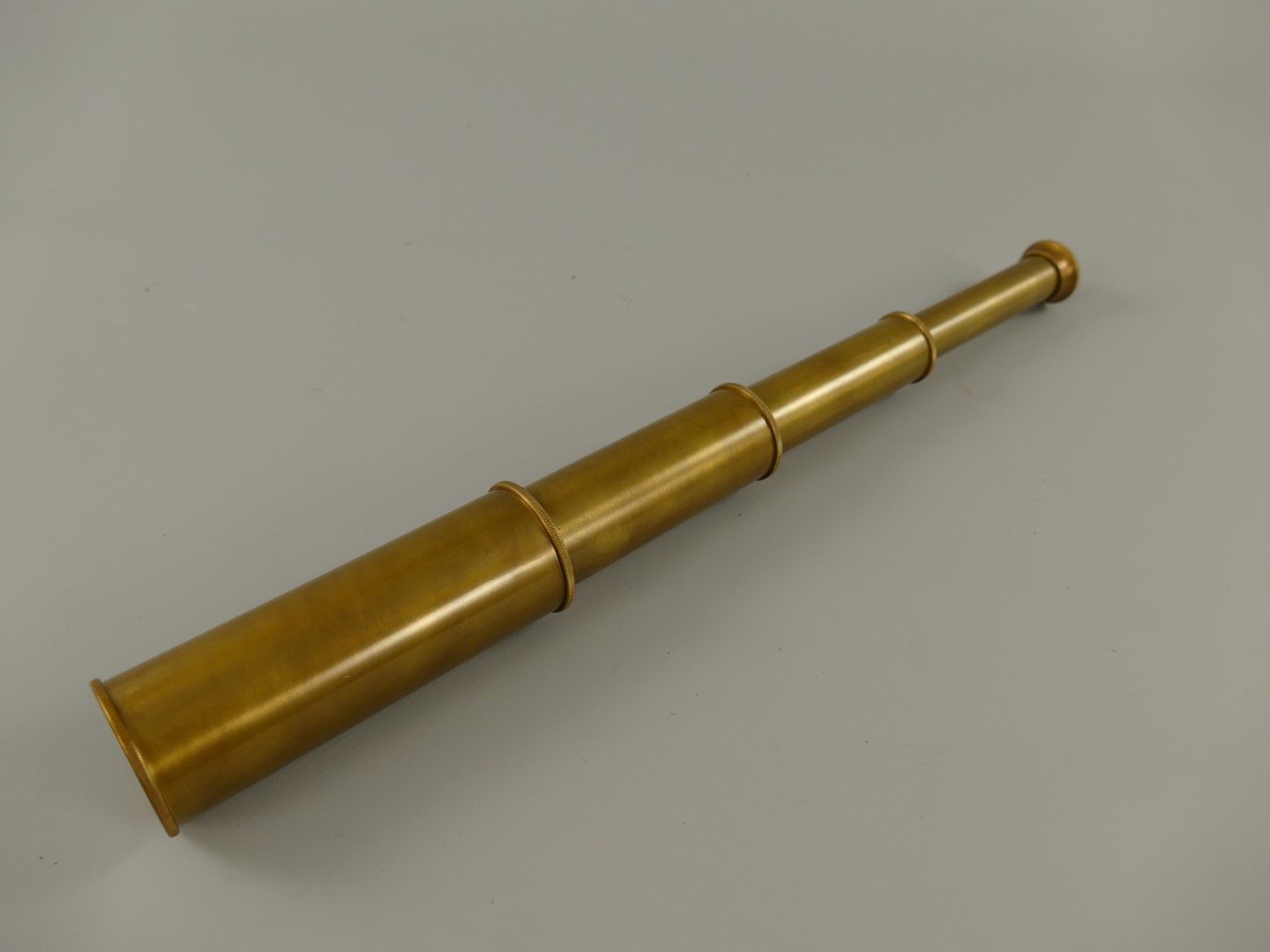 Nautikset Messing brüniert Holzdose L.22cm