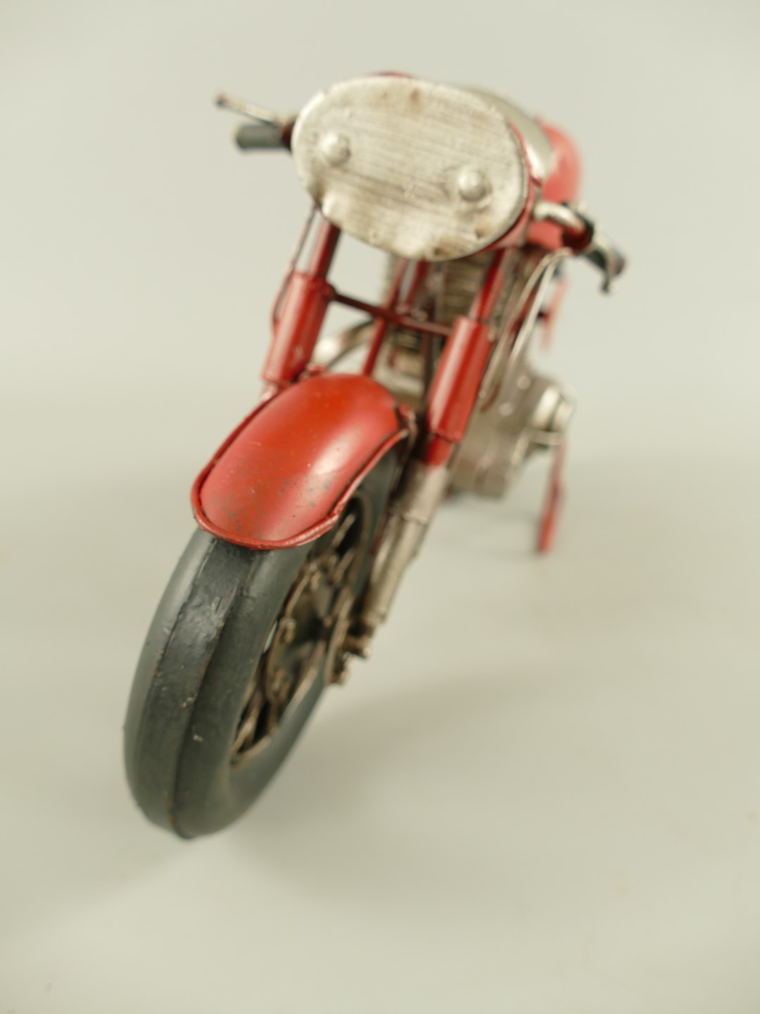 Motor Antik Eisen rot L.30x15cm