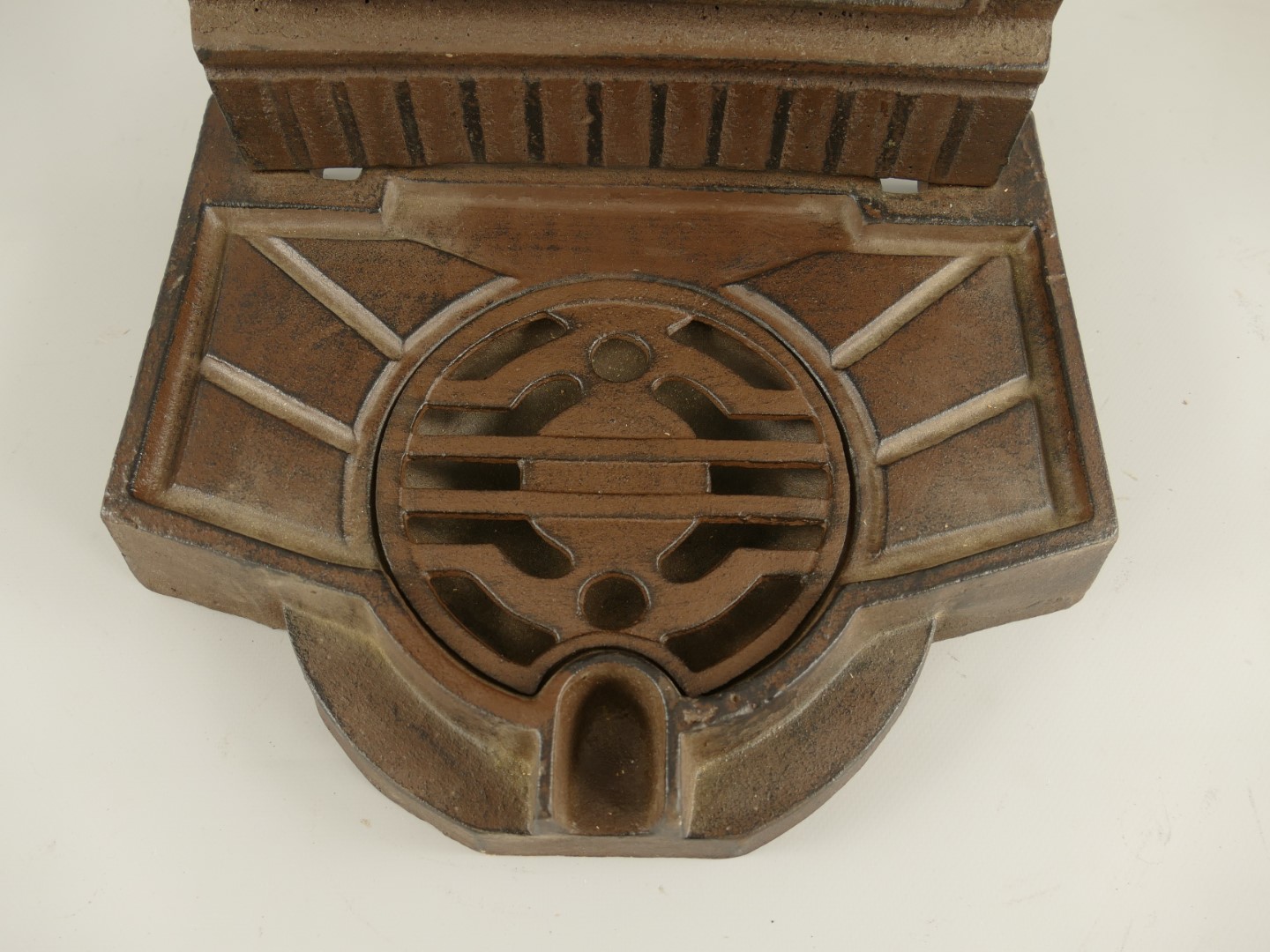 Stehbrunnen Gußeisen rustikal braun H.65cm