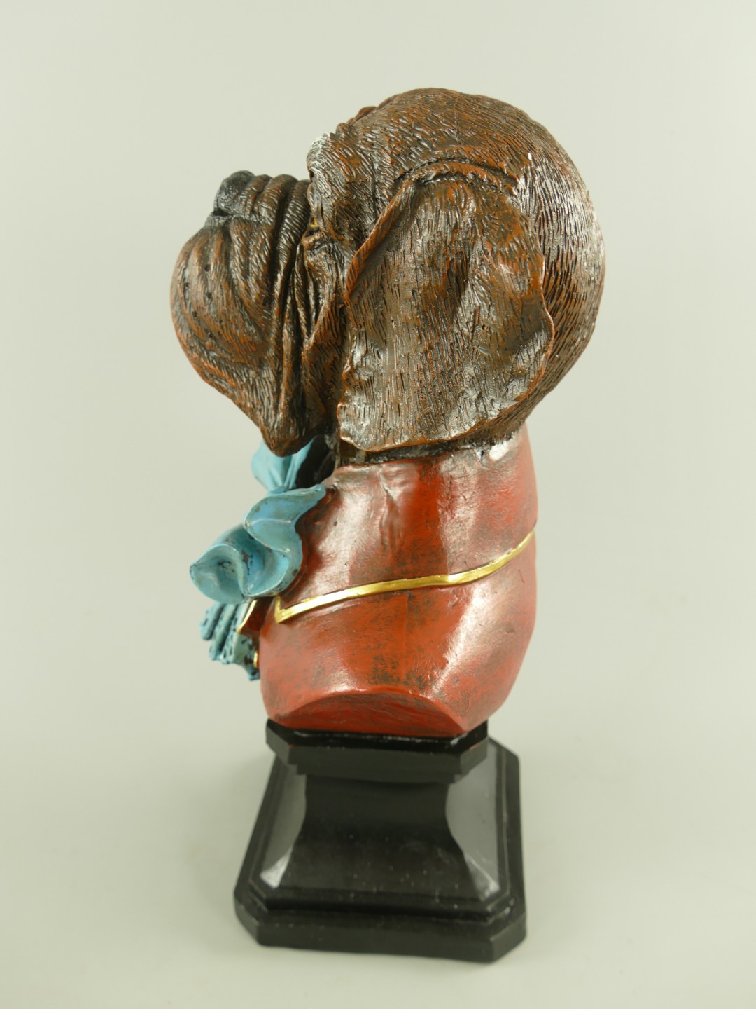 Figur Polystein Hund farbig H.40x23x16cm