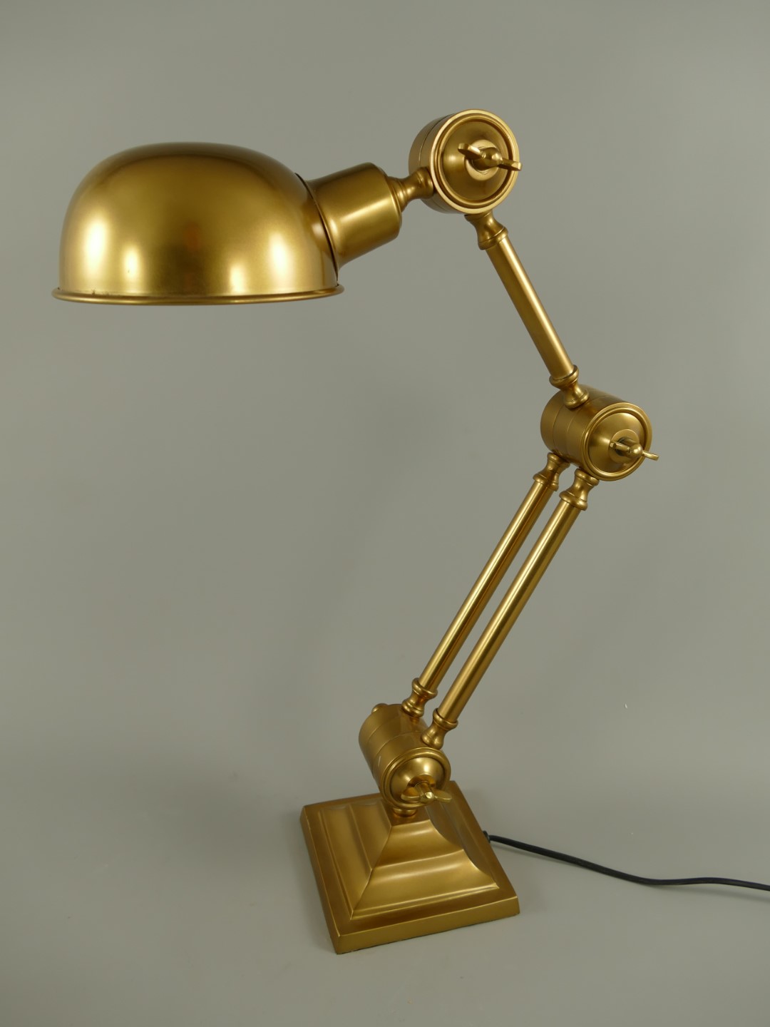 Stehlampe ALU Messing brüniert farbig H.60x15cm