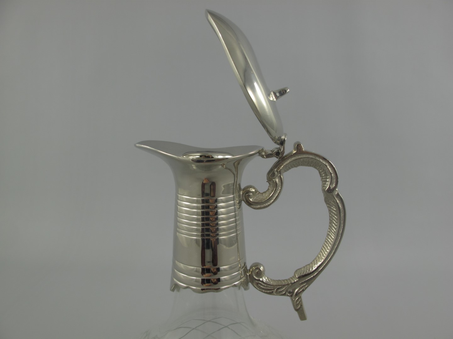 RAUS*PREIS Karaffe vernick. Glas geschliff. H.27cm