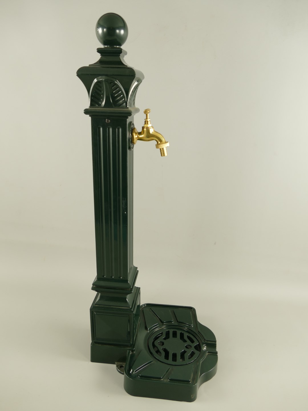 Zapfsäule Eckig Alu grün Mes. Hahn H.83x33cm