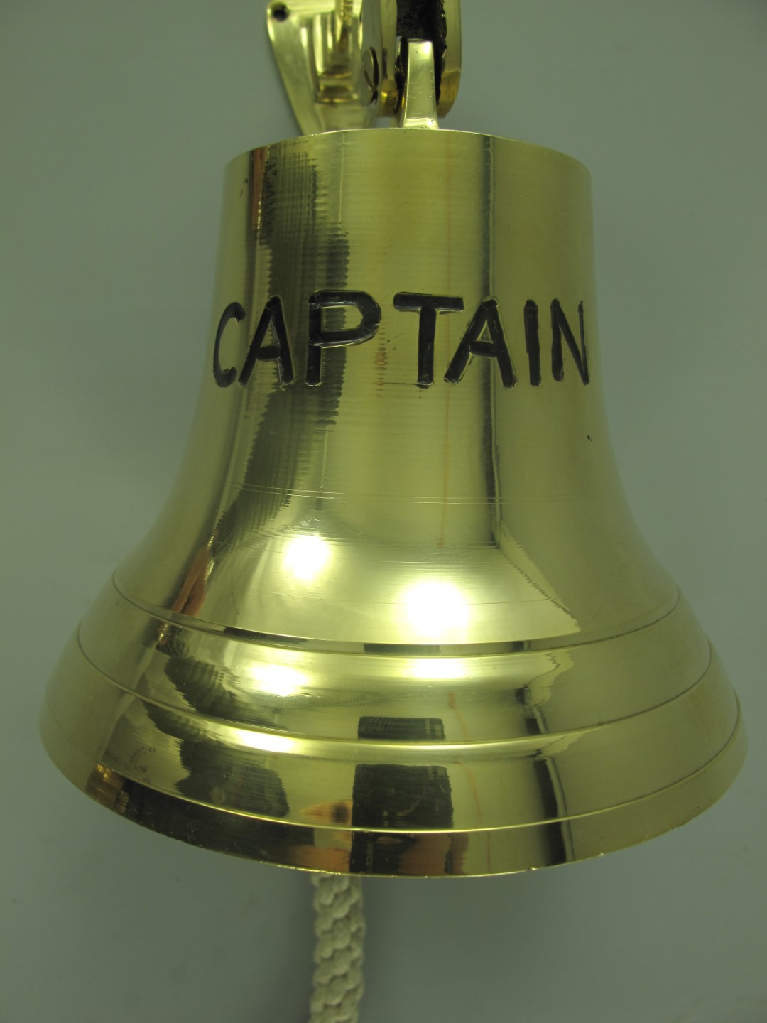 *ANG. Glocke + Haken Mes.(IND)CAPTAIN H.25-D.18cm